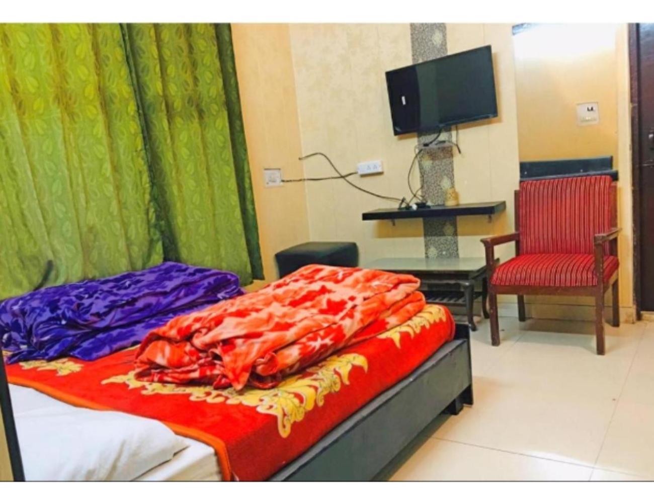 Hotel Anmol & Restaurant, Rudraprayag Exterior photo